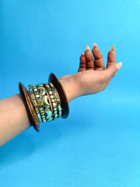 TAG 7 Set Of 3 Wooden Bangles