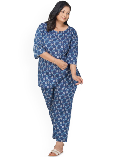30 Looks Women Dark Midnight Blue Plus Size Cotton Printed Pyjama Set
