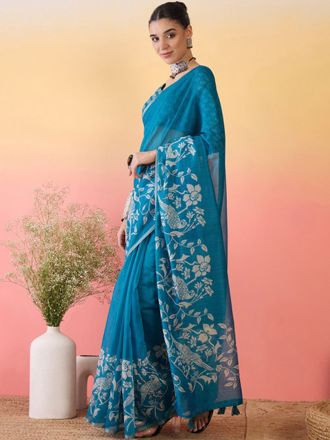 Sangria Ethnic Motifs Printed Saree with Unstitched Blouse - Image 3