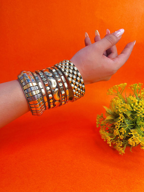 TAG 7 Set Of 3 Bangles