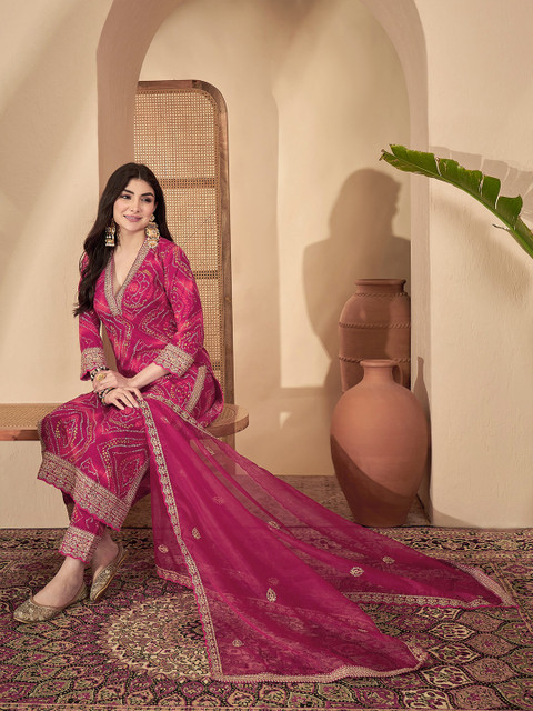 Sangria Bandhani Printed V-Neck Zari Straight Kurta With Trousers & Dupatta - Image 7