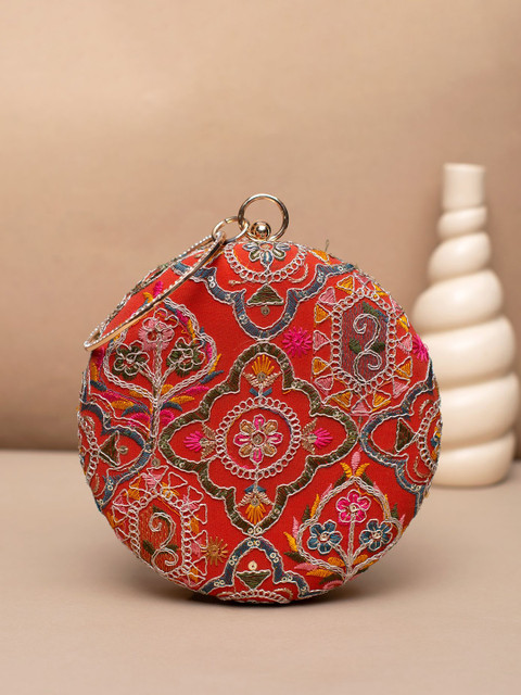 ARTKLIM Embroidered Box Clutch