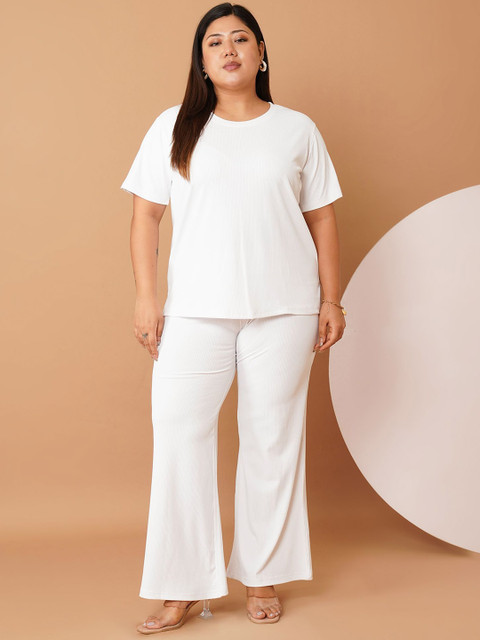 U&F Beyond Plus Size Round Neck T-shirt With Trousers