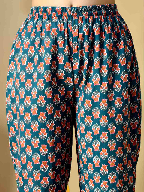PHYSIL Women Floral Printed Cotton Kurta with Palazzos - Image 3
