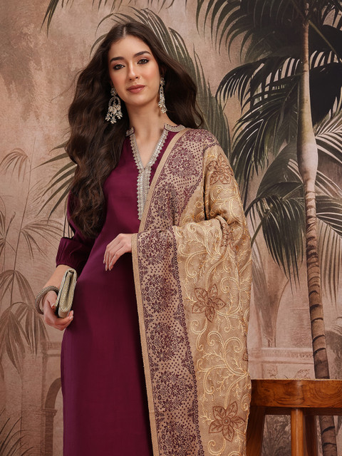 Sangria Ethnic Motifs Woven Design Ethnic Shawl with Tasseled Border