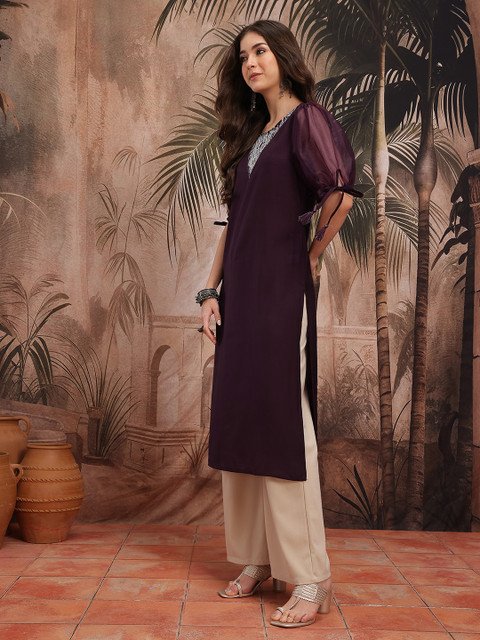 Sangria Sequinned Thread Work Detail Puffed Sheer Sleeves Kurta - Image 4