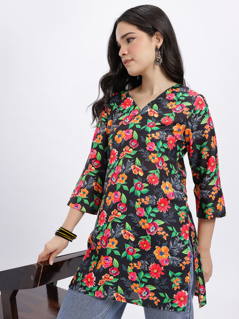 Anouk Rustic Floral Printed V-Neck Straight Kurti