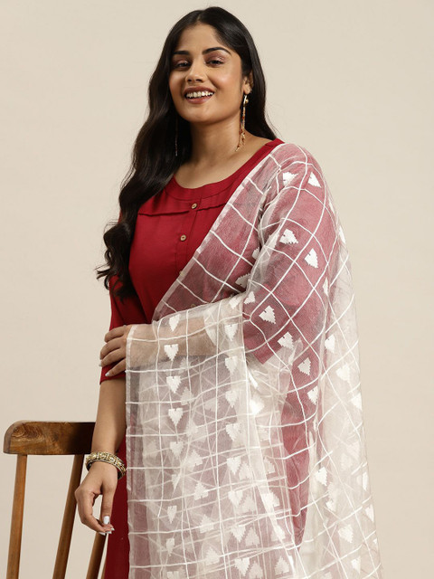 Varanga Women Embroidered Tasselled Dupatta