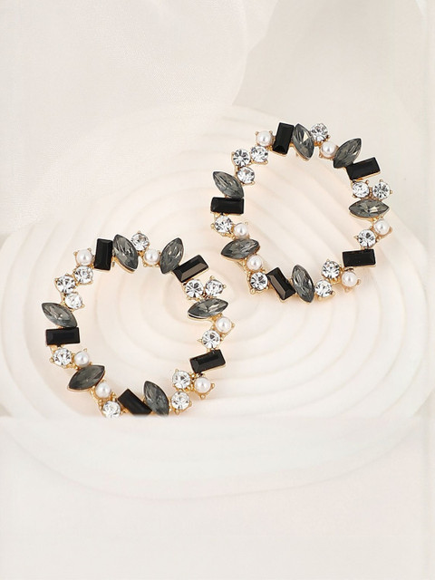 SOHI Women Crystal Hoop Earrings - Image 4