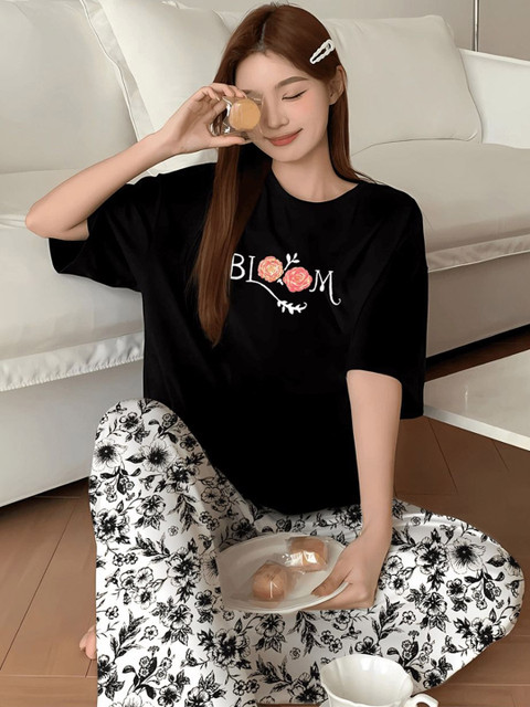 KSHS Typography Printed Round Neck T-shirt With Pyjamas