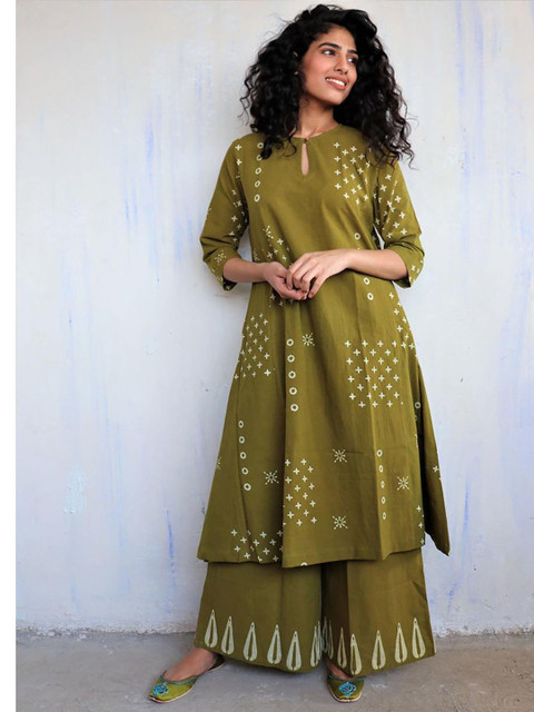 Aaghnya Women Viscose Rayon Kurta & Palazzos