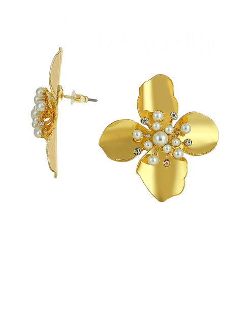Bohey by KARATCART Gold-Plated Artificial Stone & Pealrs Studded Floral Studs - Image 3