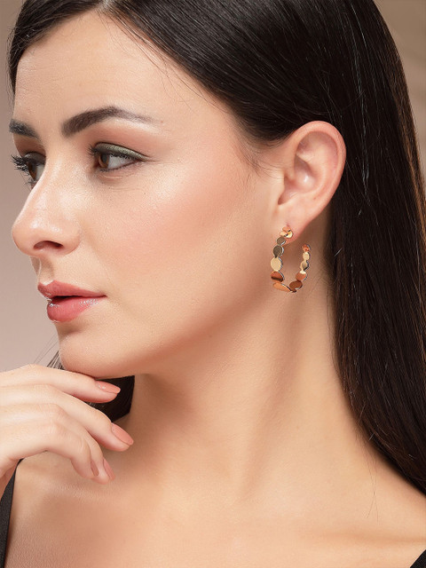 Bohey by KARATCART Set Of 6 Gold-Plated Semi Circular Shaped Half Hoop Earrings - Image 6