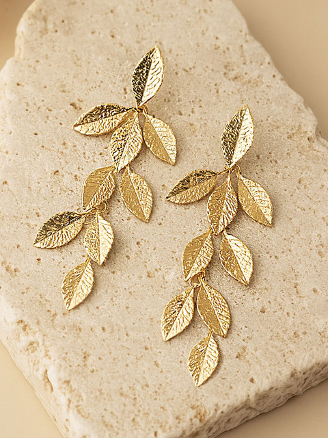 Bohey by KARATCART Gold-Plated Leaf Shaped Drop Earrings