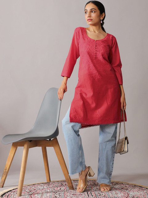 colorkosh Floral Embroidered Chikankari Kurti