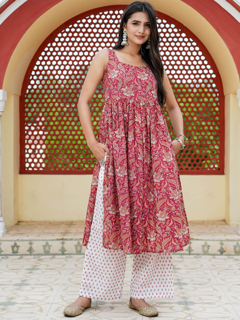 GAYRAA Women Floral Printed Regular Pure Cotton Kurta with Palazzos