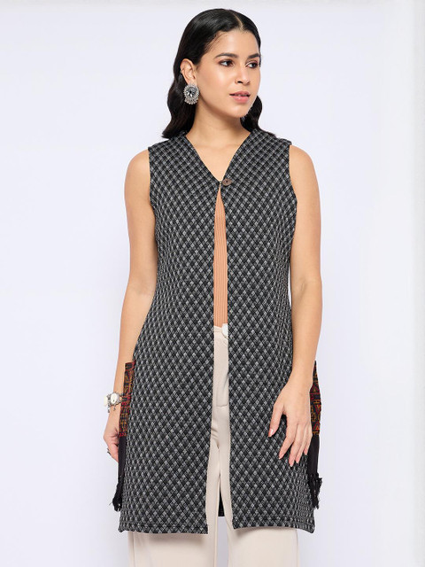 VIAZAA Women Black Checked Longline Button Closure Shrug