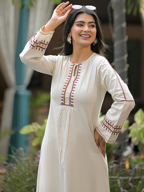The Hope Embroidered Pure Cotton Tunic With Palazzo - Image 7