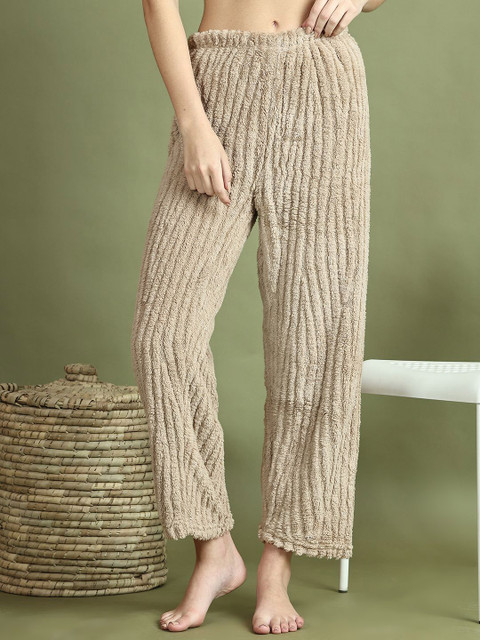 ETC Women Self Design Woolen Fur Winter Lounge Pant