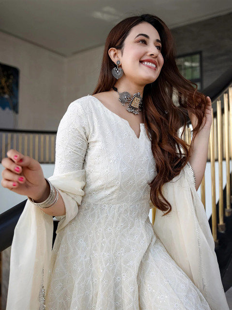 Royal Export Women Floral Embroidered Notched Neck Anarkali Kurta & Trousers With Dupatta