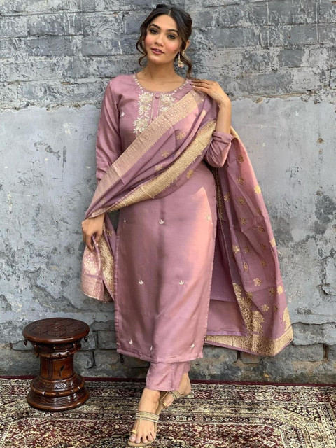 HERE&NOW Women Peach Kurta Sets