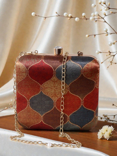 VRPS Handicrafts Printed Box Clutch