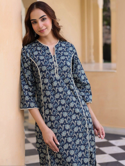 PRISCA Women Floral Embroidered Thread Work Kurta