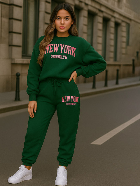 KASHIAN Round Neck Printed Sweatshirt & Printed Joggers Co-Ords