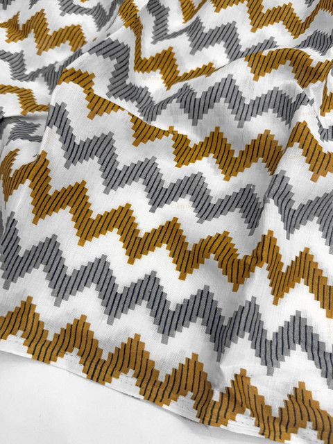 FashionsEye Printed Pure Cotton Unstitched Dress Material - Image 4