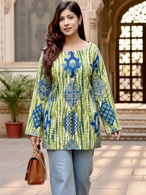 OKARA Tie and Dye Print Cotton Top