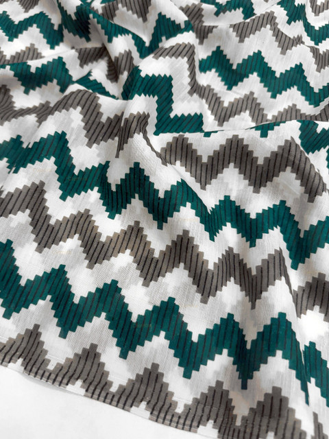 FashionsEye Printed Pure Cotton Unstitched Dress Material - Image 4