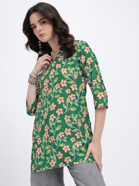 Anouk Rustic Floral Printed V-Neck Straight Kurti