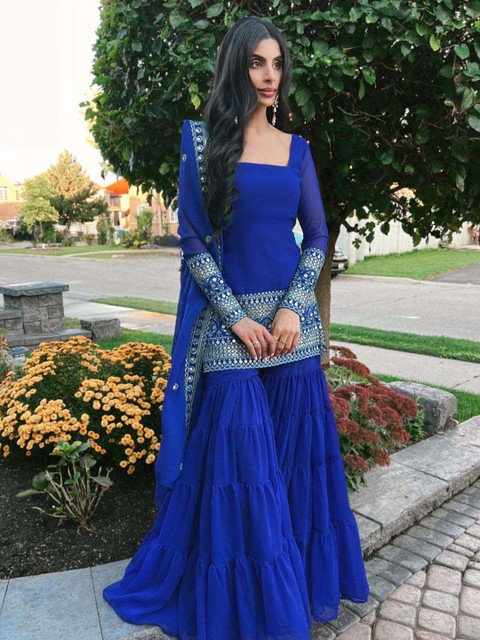 Fashion2wear Women Ethnic Motifs Embroidered Regular Sequinned Kurta with Sharara & With Dupatta