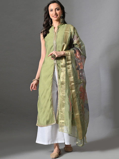 Sangria Women Embroidered High Slit Kurta Set