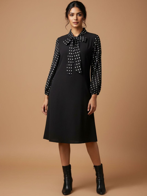 Qurvii Polka Dot Print Crepe A-Line Dress