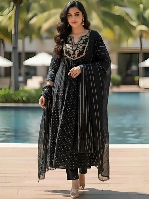 DSK STUDIO Women Ethnic Motifs Printed Panelled Kurta with Trousers & With Dupatta