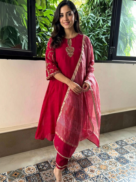 J.KANJI Women Ethnic Motifs Embroidered Regular Chanderi Silk Kurta with Trousers & With Dupatta