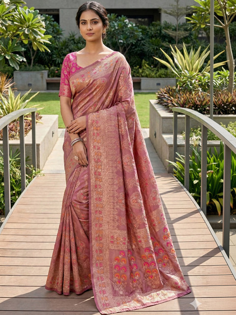 YUGAVEERAA Woven Design Zari Silk Blend Heavy Work Kanjeevaram Saree