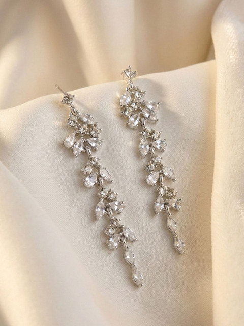 Mekkna Floral Drop Earrings - Image 4