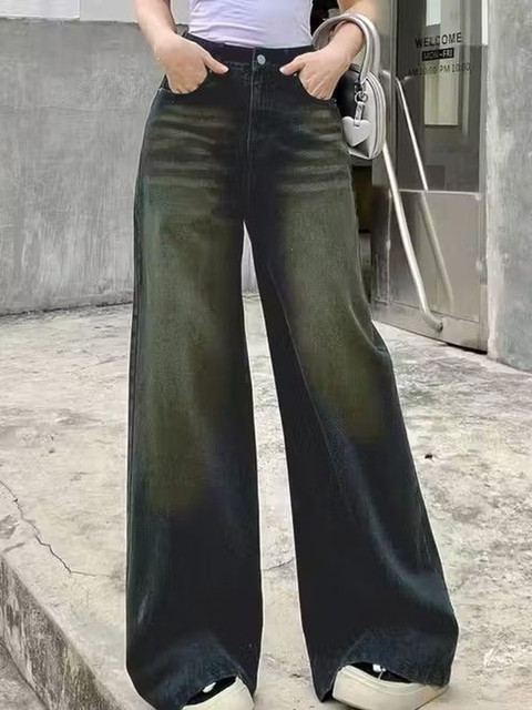 Ds Fashion Women Straight Fit High-Rise Heavy Fade Jeans