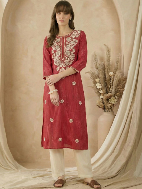 Indo Era Women Floral Embroidered Thread Work Kurta