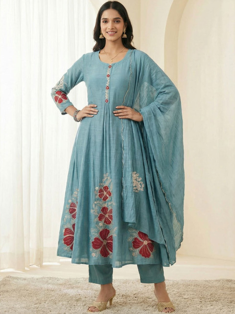 KINDHA Floral Embroidered Panelled Thread Work Pure Silk Kurta with Trousers & Dupatta