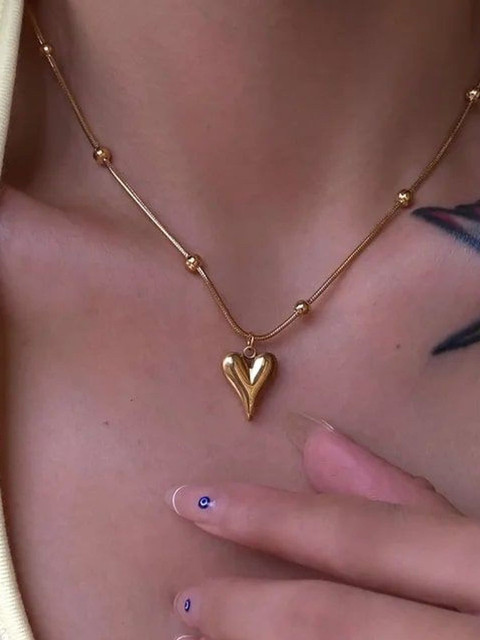 Samridhi DC Necklace