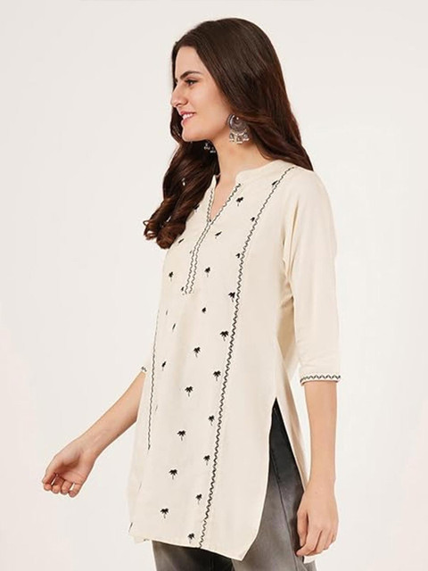 Royal Export Floral Embroidered Mandarin Collar Thread Work Cotton Kurta - Image 3