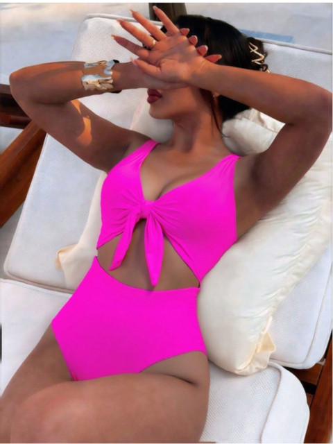 GEETARTS Solid V-neck Bodysuit