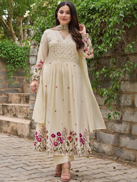 SZN Women Floral Embroidered Pleated Thread Work Chanderi Silk Kurta with Trousers & With Dupatta