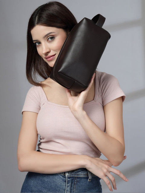 Mast & Harbour Pouch Travel Accessory