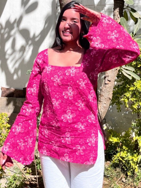 HYTEN Women Floral Printed Flared Sleeves Kurta