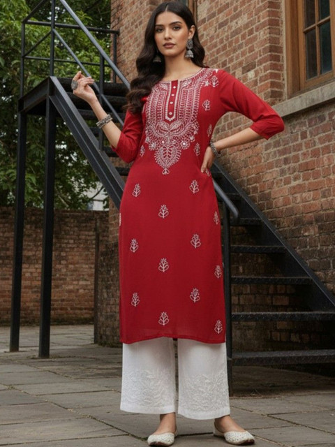 fusion by glitchez Women Ethnic Motifs Embroidered Thread Work Georgette Kurta