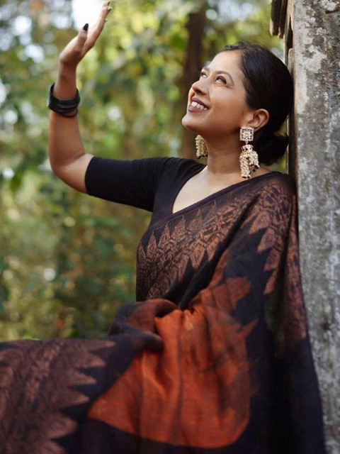 SANISA Woven Design Zari Handloom Saree - Image 4